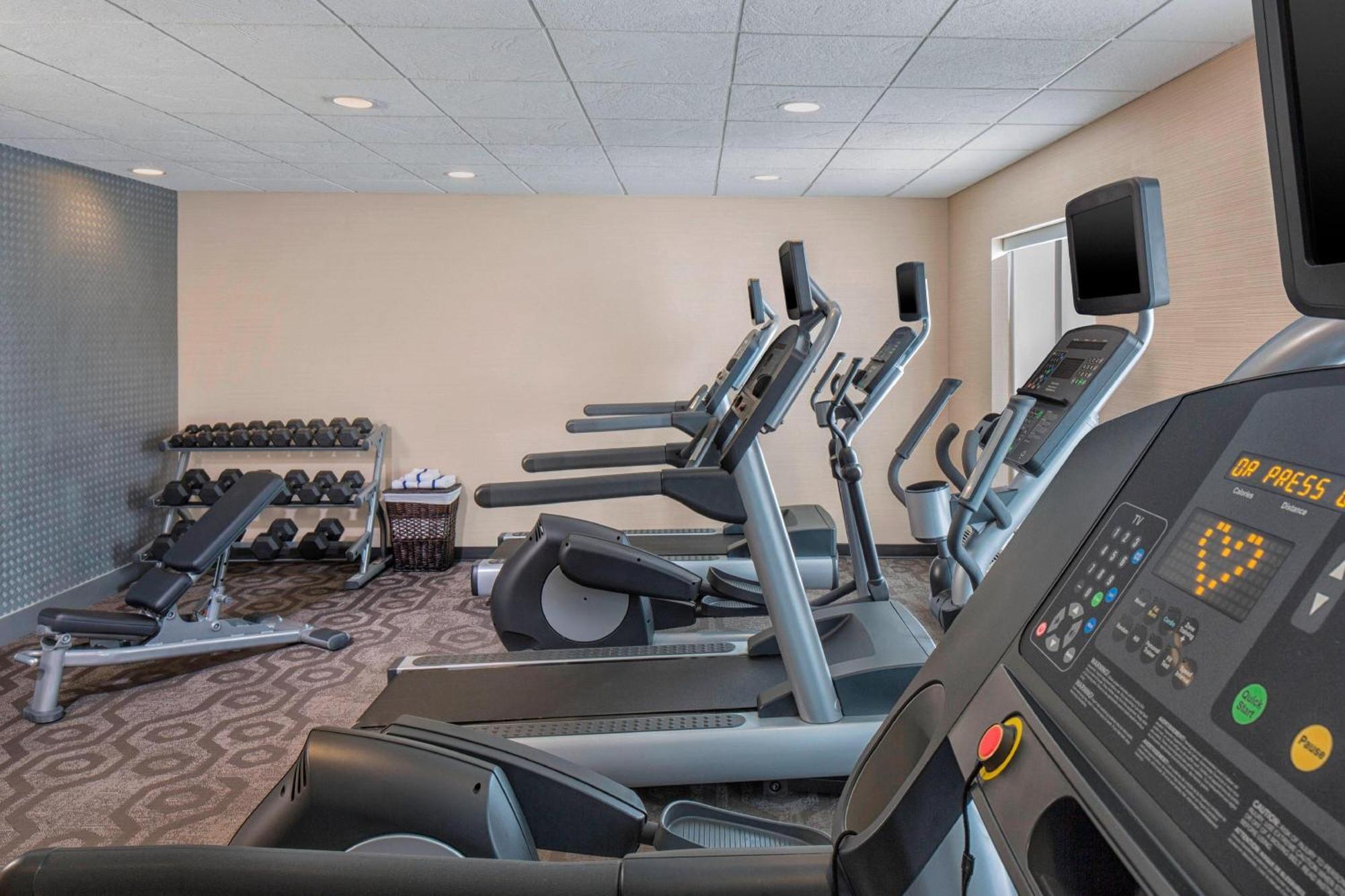 Fairfield Inn & Suites By Marriott Bridgewater Branchburg/Somerville מראה חיצוני תמונה