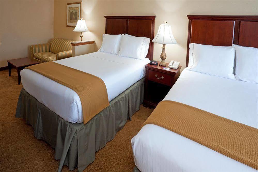 Fairfield Inn & Suites By Marriott Bridgewater Branchburg/Somerville מראה חיצוני תמונה